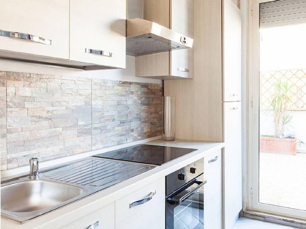 Rome Apartment With Terrace Autonomous Экстерьер фото